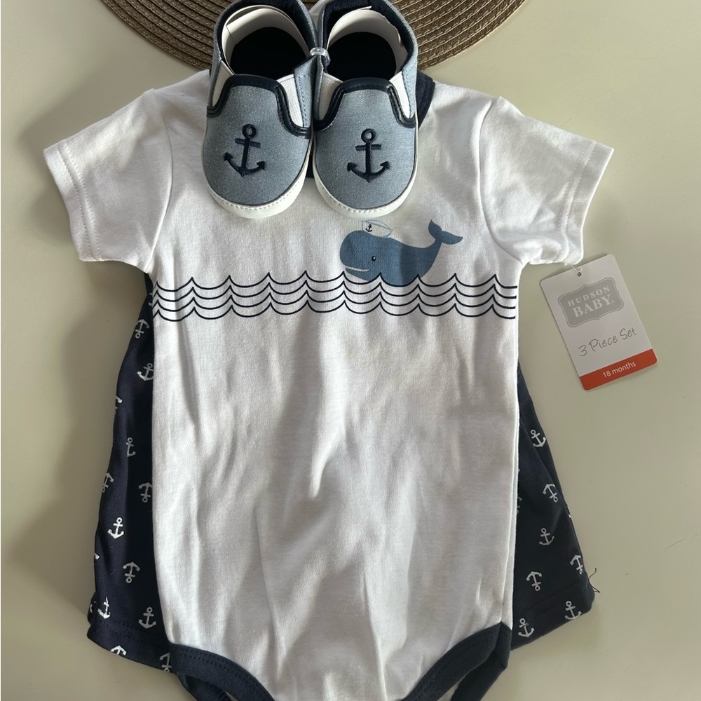 Baby Bodysuit and Shoe Set - White and Blue